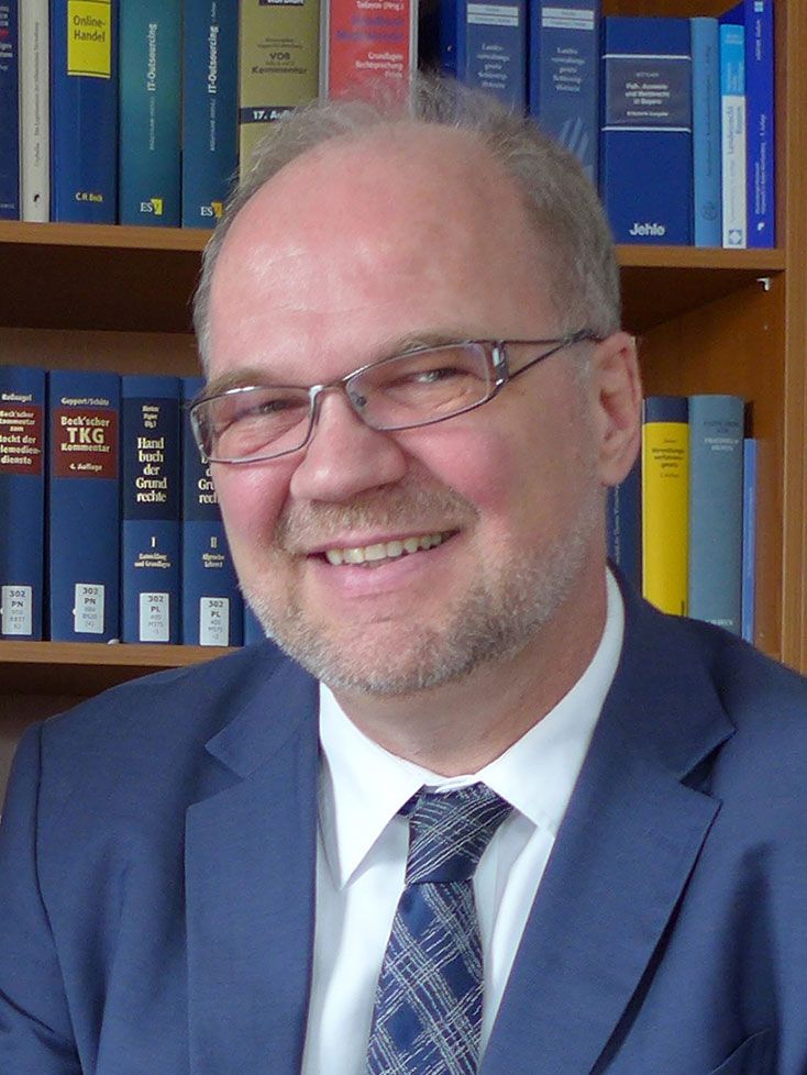 Univ.-Prof. Dr. Dirk Heckmann